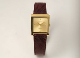 Rolex Cellini 4100 (1976) - Champagne dial 25 mm Yellow Gold case