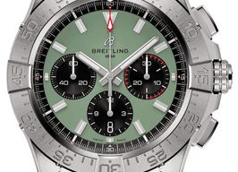 Breitling Avenger AB0147101L1A1 (2026) - Green dial 44 mm Steel case