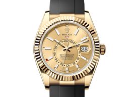 Rolex Sky-Dweller 336238-0001 (2024) - Champagne dial 42 mm Yellow Gold case