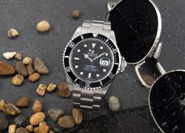 Rolex Submariner Date 16610 (2000) - Black dial 40 mm Steel case