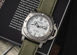 Panerai Luminor Submersible PAM02223 -