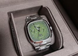 Glashütte Original Seventies 1-37-02-09-02-70 -
