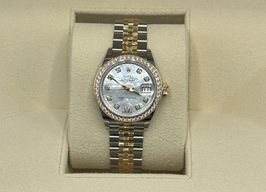 Rolex Lady-Datejust 279383RBR (2024) - Zilver wijzerplaat 28mm Goud/Staal