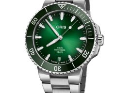 Oris Aquis Date 01 400 7790 4157 07 8 23 02PEB (2026) - Green dial 44 mm Steel case