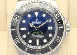 Rolex Sea-Dweller Deepsea 136660 (2022) - Blauw wijzerplaat 44mm Staal
