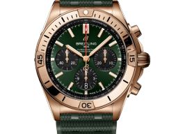 Breitling Chronomat 42 RB0134101L1S1 (2024) - Groen wijzerplaat 43mm Roodgoud