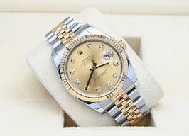 Rolex Datejust 36 116233 (2004) - Champagne wijzerplaat 36mm Goud/Staal