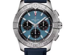 Breitling Avenger AB0147101C1X1 (2023) - Blue dial 44 mm Steel case