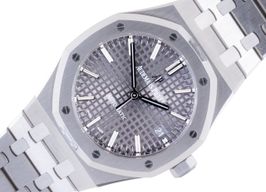 Audemars Piguet Royal Oak Selfwinding 15450ST (2021) - Grey dial 37 mm Steel case
