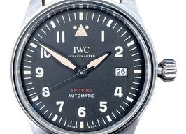 IWC Pilot IW326803 (2024) - Zwart wijzerplaat 39mm Staal