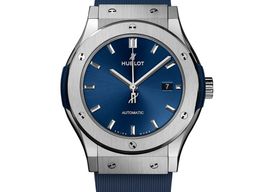 Hublot Classic Fusion Blue 581.NX.7170.RX (2025) - Blue dial 33 mm Titanium case