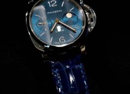 Panerai Luminor Due Luna PAM01179 -