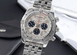 Breitling Chronomat 44 Airborne AB01154G/G786 -