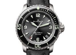 Blancpain Fifty Fathoms 5010-12B30-B52B (2024) - Black dial 42 mm Titanium case