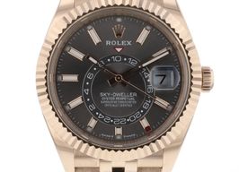 Rolex Sky-Dweller 336935 (2025) - 42mm Roségoud