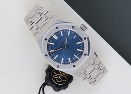 Audemars Piguet Royal Oak Selfwinding 15550ST.OO.1356ST.06 (2025) - Blauw wijzerplaat 37mm Staal