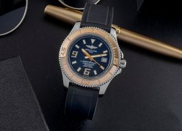 Breitling Superocean 44 C1739112/BA77 (Onbekend (willekeurig serienummer)) - Zwart wijzerplaat 44mm Goud/Staal