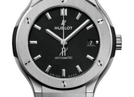 Hublot Classic Fusion 565.NX.1470.RX (2026) - Zwart wijzerplaat 38mm Titanium