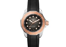 TAG Heuer Aquaracer Lady WBP2451.FT6200 (2026) - Black dial 30 mm Gold/Steel case