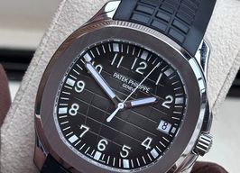 Patek Philippe Aquanaut 5167A-001 (2023) - Black dial 40 mm Steel case