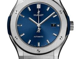 Hublot Classic Fusion Blue 542.NX.7170.RX (2026) - Blauw wijzerplaat 42mm Titanium