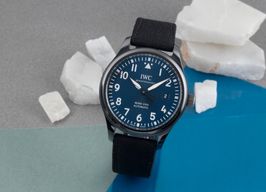 IWC Pilot Mark IW324703 (Onbekend (willekeurig serienummer)) - Blauw wijzerplaat 41mm Keramiek