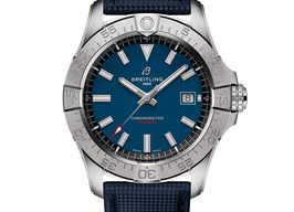 Breitling Avenger A17328101C1X1 (2024) - Blauw wijzerplaat 42mm Staal