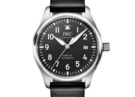 IWC Pilot Mark IW328201 (2026) - Black dial 40 mm Steel case