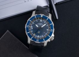 Mühle Glashütte Seebataillon GMT M1-28-62-KB (Onbekend (willekeurig serienummer)) - Blauw wijzerplaat 45mm Titanium