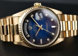 Rolex Day-Date 36 18038 (1979) - Blue dial 36 mm Yellow Gold case