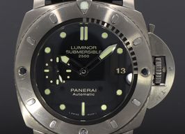 Panerai Luminor Submersible PAM00364 (Onbekend (willekeurig serienummer)) - Zwart wijzerplaat 47mm Titanium