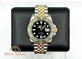 Rolex GMT-Master II 126713GRNR (2026) - Zwart wijzerplaat 40mm Goud/Staal