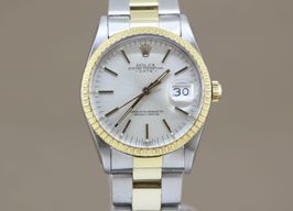 Rolex Oyster Perpetual Date 15053 (1985) - Silver dial 34 mm Gold/Steel case