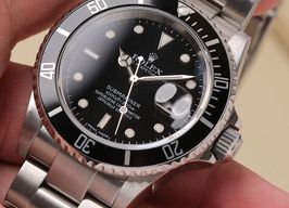 Rolex Submariner Date 16610 -