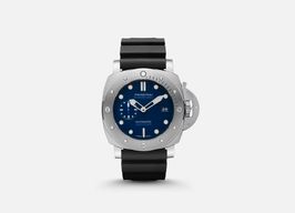 Panerai Luminor Submersible PAM02692 (2024) - Blauw wijzerplaat 47mm Staal