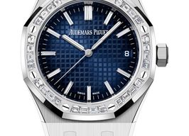 Audemars Piguet Royal Oak Selfwinding 15551BC.ZZ.1356BC.01 (2025) - Blue dial 37 mm White Gold case