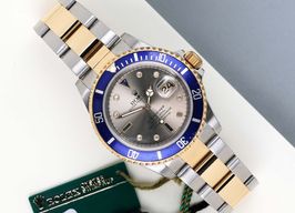 Rolex Submariner Date 16613LB (1999) - Grey dial 40 mm Gold/Steel case