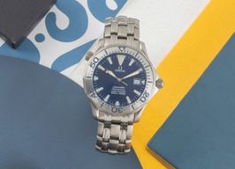 Omega Seamaster Diver 300 M 2231.80.00 (2003) - Blauw wijzerplaat 42mm Titanium