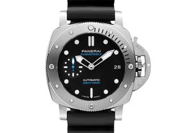 Panerai Luminor Submersible PAM02973 (2025) - 42mm Staal