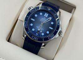 Omega Seamaster Diver 300 M 210.32.42.20.03.002 (2023) - Blauw wijzerplaat 42mm Staal