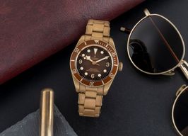 Tudor Black Bay Bronze 79012M (Onbekend (willekeurig serienummer)) - Bruin wijzerplaat 39mm Brons