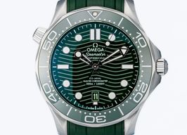 Omega Seamaster Diver 300 M 210.30.42.20.10.001 (2024) - Green dial 42 mm Steel case