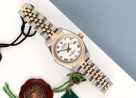 Rolex Lady-Datejust 69173 (Unknown (random serial)) - White dial 26 mm Gold/Steel case