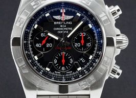 Breitling Chronomat AB0111 (2010) - Zwart wijzerplaat 44mm Staal