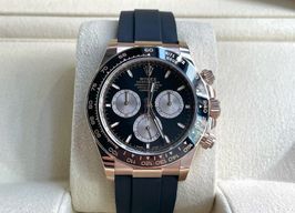 Rolex Daytona 126515LN (2024) - Black dial 40 mm Rose Gold case