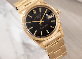 Rolex Oyster Perpetual Date 15038 -