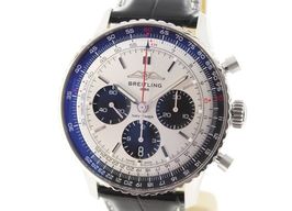 Breitling Navitimer 1 B01 Chronograph AB0138241G1P1 (2022) - Zilver wijzerplaat 43mm Staal