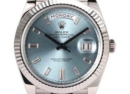 Rolex Day-Date 40 228236 (2024) - Blauw wijzerplaat 40mm Platina