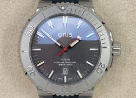 Oris Aquis Date 01 733 7730 4153-07 4 24 63EB (Unknown (random serial)) - Grey dial 44 mm Steel case