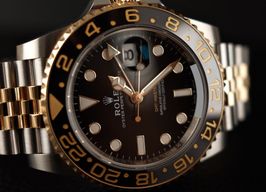 Rolex GMT-Master II 126713GRNR (2023) - Black dial 40 mm Gold/Steel case